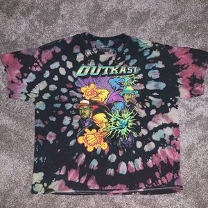 🔮XL tie-dye Outcast T-shirt🔮
